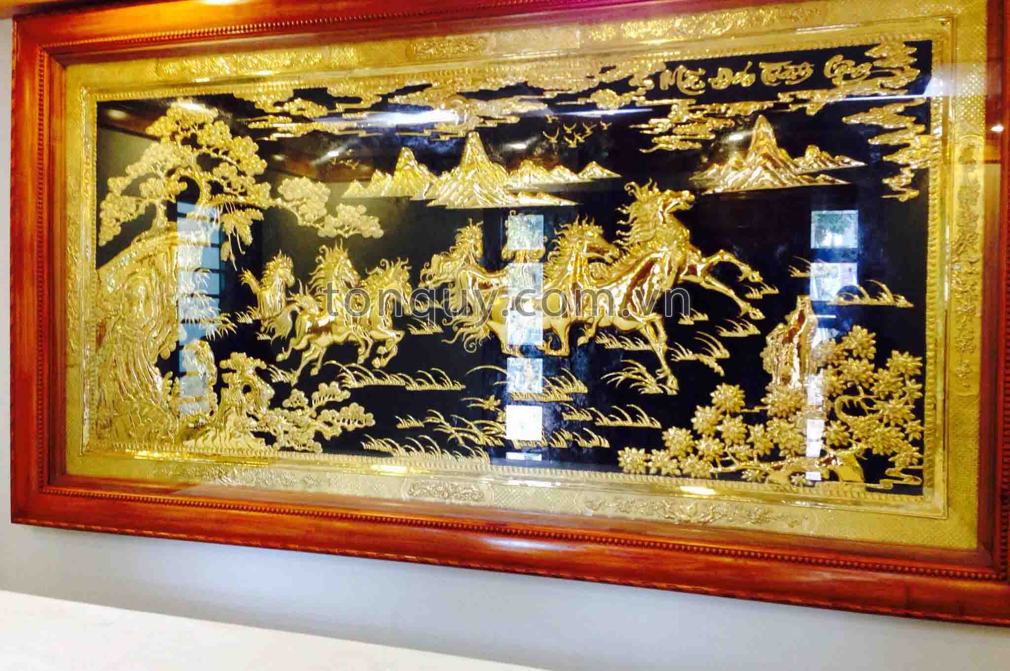 tranh tân gia